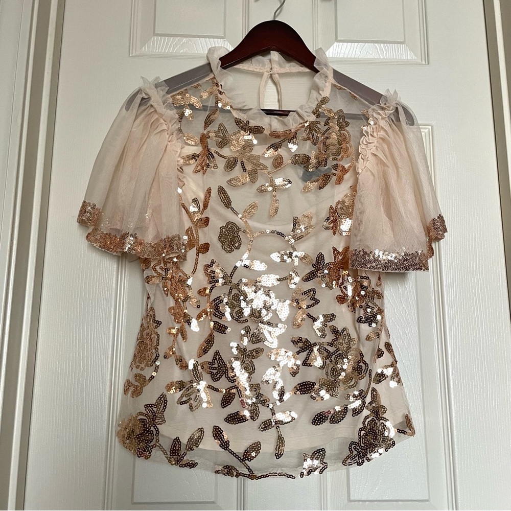 NWOT Marc New York Sequin Floral Top